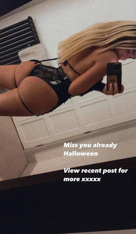 Phoebeisobelx nude model pictures