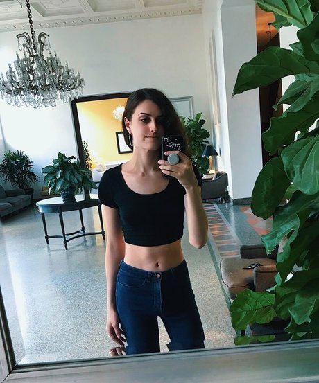 Sophie Sommers hot pornstar img