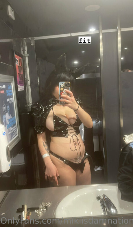 mikiisdamnation top star image