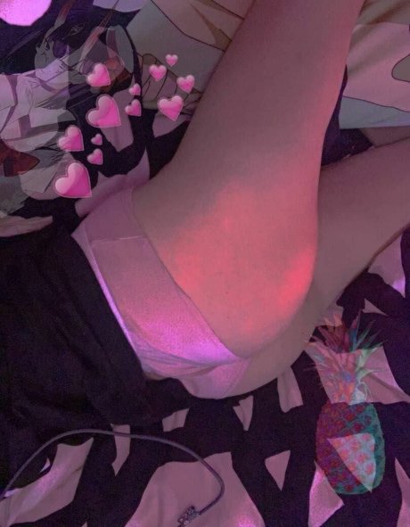 Lorinefairy naked pornstar picture