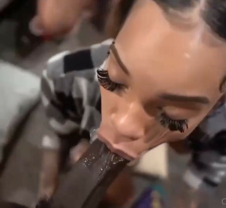 Charliebhustle_ nude actress pics