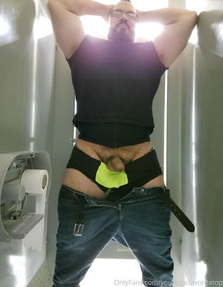 yourtopsfavoritetop adult star pic