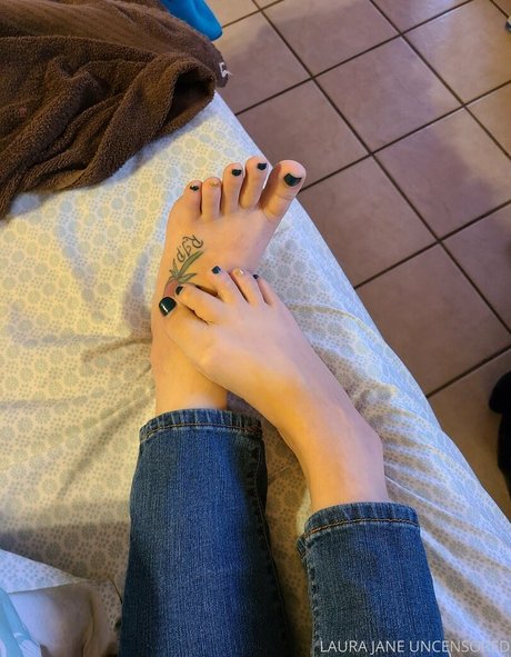 laurajaneuncensored pornographic model photos