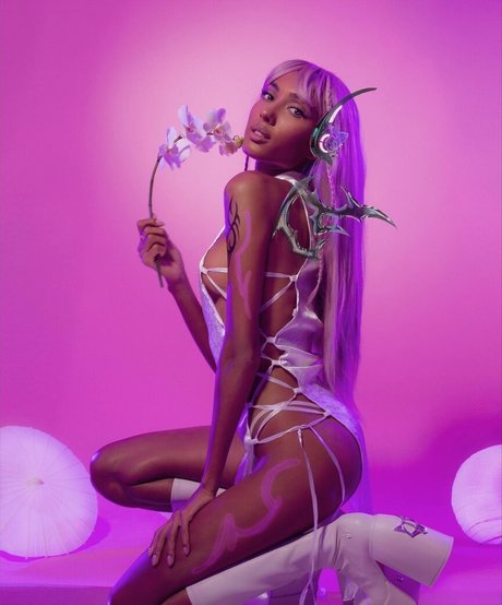 Mary Senn high quality star pic