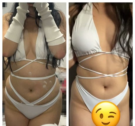 KittyEyess nude model pictures