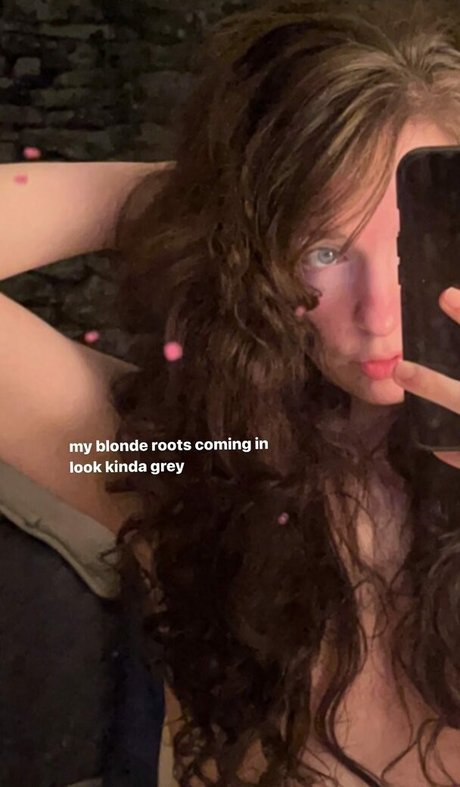 Bitsy Hanas high quality star pictures