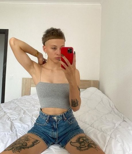 curvy girl onlyfans porn pics