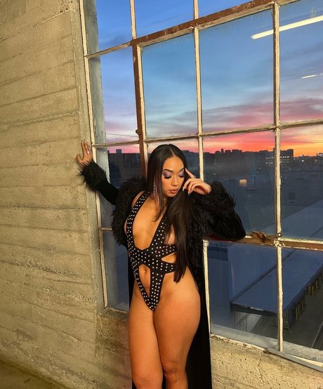 Kassandra Lee pornstar hot gallery