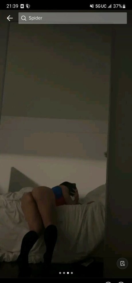 Lilyellowdevil star top image