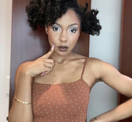 Pumkinwu adult model pictures