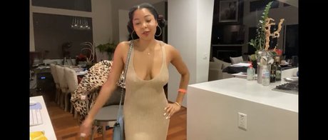 Pumkinwu perfect model photo