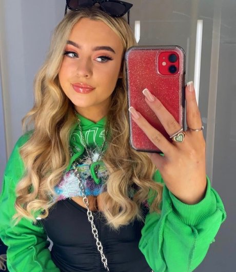 Ava Rogers model beautiful image