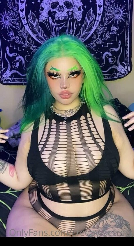 creepy secrets star pretty picture