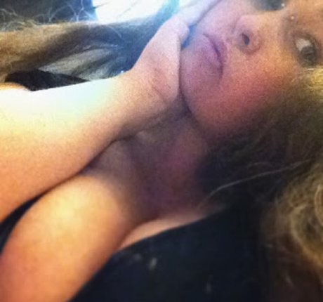 RainIsWet pornstar pretty archive