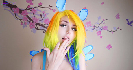 cute babe onlyfans porn image