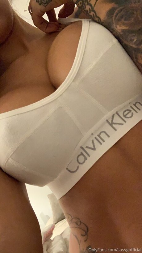 Susy Gala model art archive