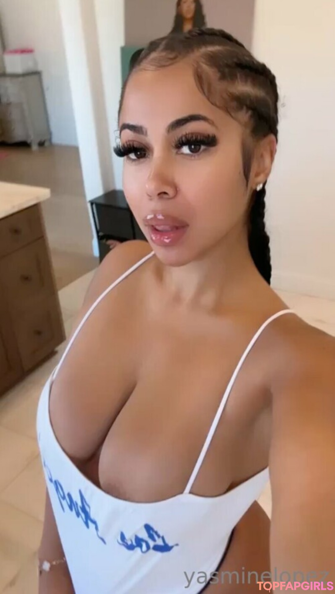 big dick shemale onlyfans sexy xxx photo