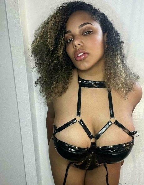 caught masturbating onlyfans pretty pics