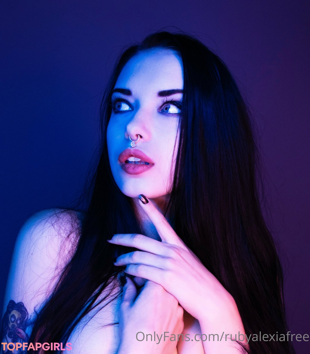 small pussy onlyfans hot pictures