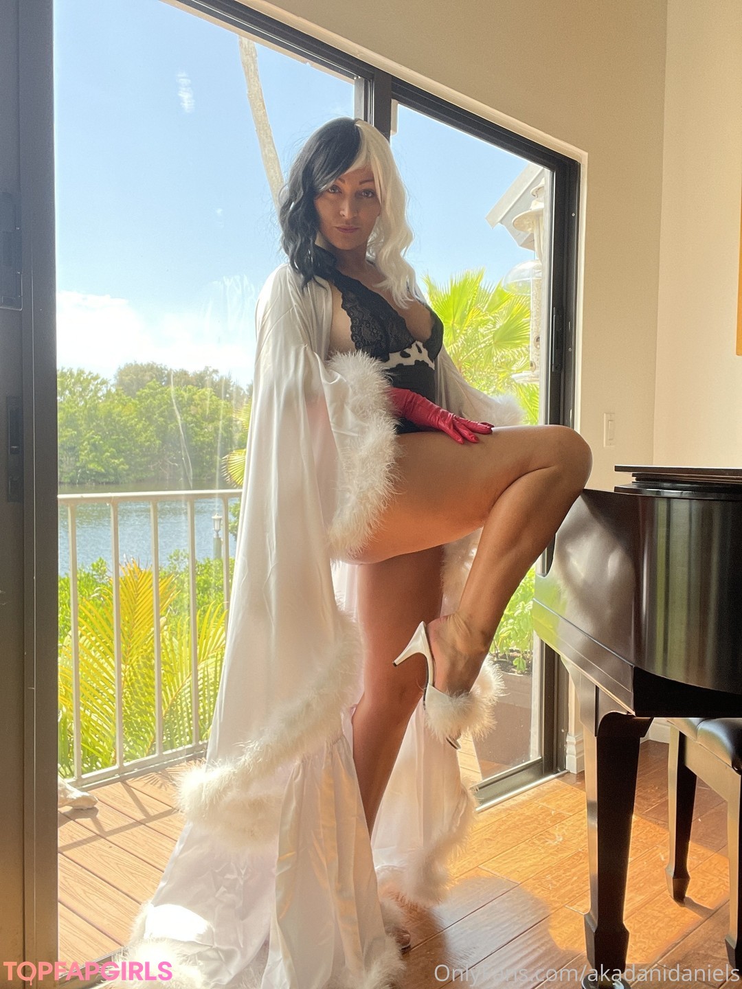 blonde hairy pussy onlyfans art naked pics