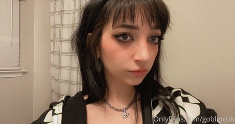 college slut onlyfans beautiful pictures