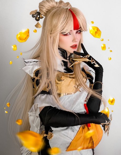 Felvelial nude model image