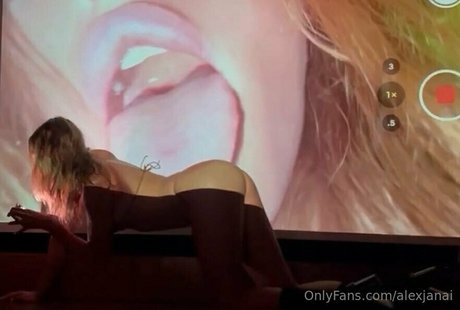 unexpected onlyfans beautiful naked pics