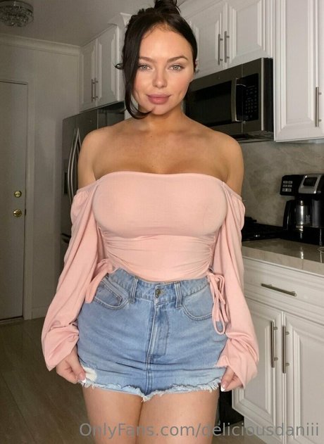 busty bbw onlyfans hot image