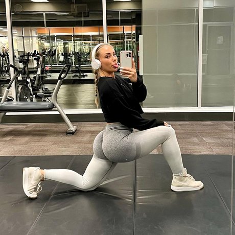 Marine Sainte exclusive model photos