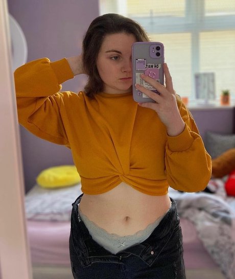 bustybritishbrunette perfect pornstar img