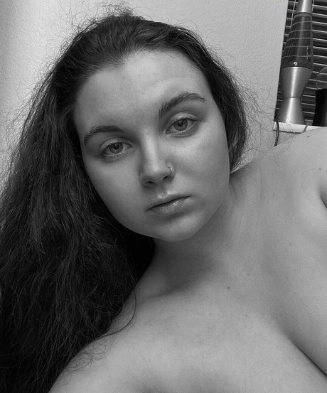 bustybritishbrunette star best gallery