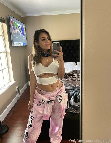 leggings onlyfans exclusive image