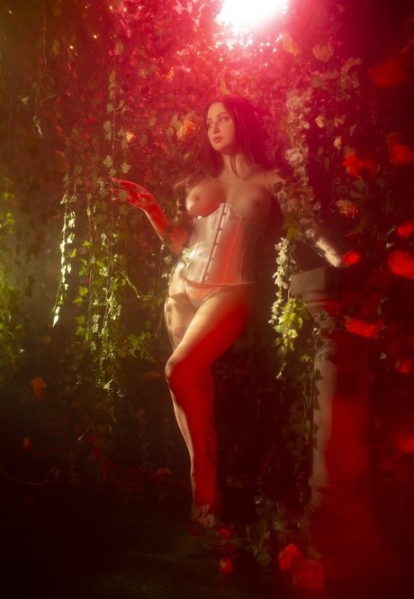 Trapqueenofdarkness hot star photo