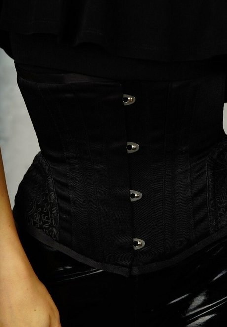 Dragon Exclusive pornstar nude pics