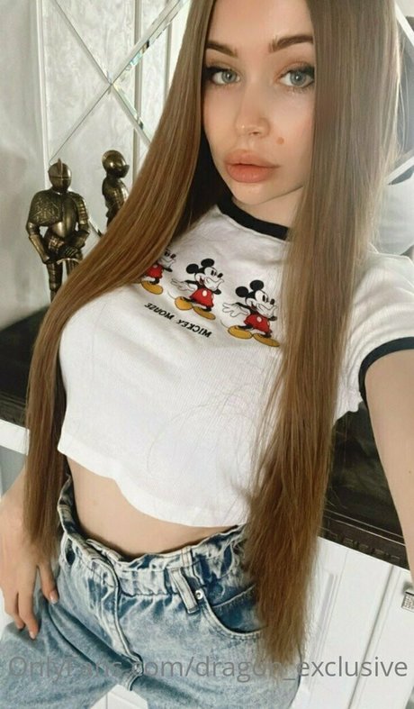 Dragon Exclusive art star photos