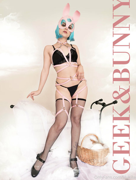 young onlyfans hot naked photo