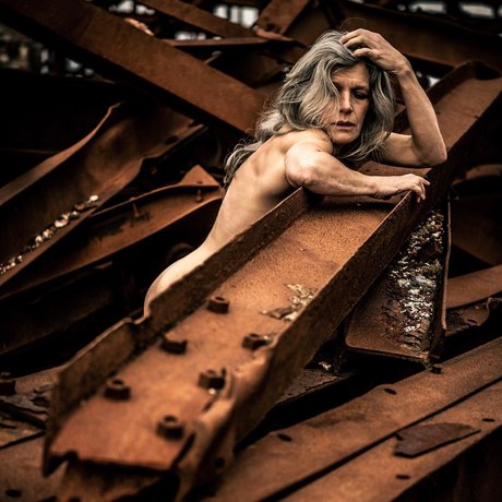 Helen saunders model high quality images