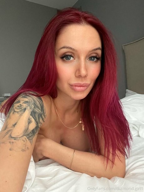 Diamond Girl sex actress gallery