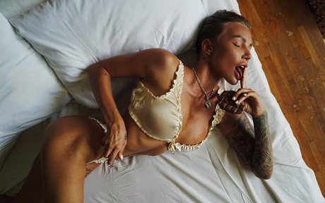 Anna Aksyuk beautiful actress gallery