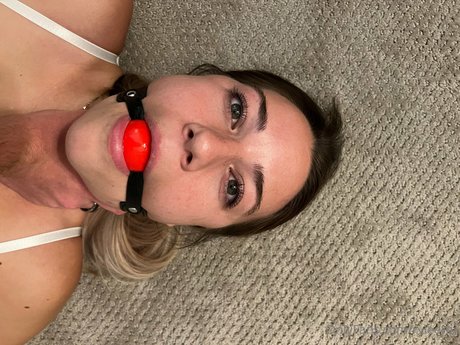 ryleerex naked pornstar picture