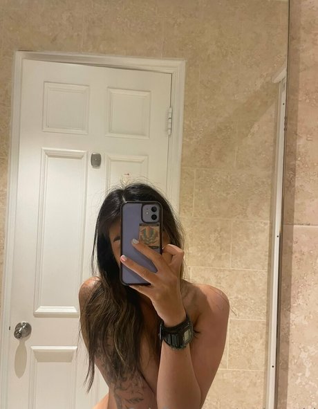 Ava Tran beautiful model images