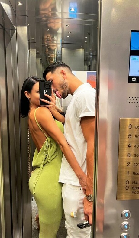 Maria Del Mar model sexy galleries