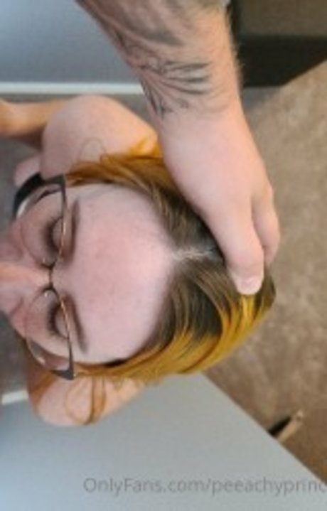 curvy shemale onlyfans sex gallery