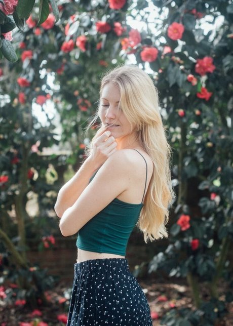 Aspen Eden pornstar exclusive images