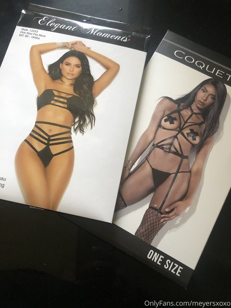 Aimee Lynn star sexy pictures