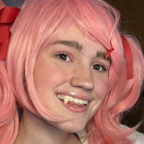 eloisenoice model art gallery