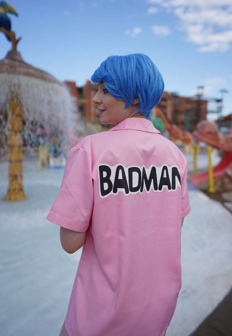 Feisty Vee best star photos