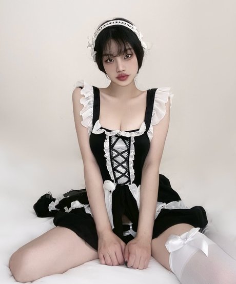 old lady onlyfans beautiful pic