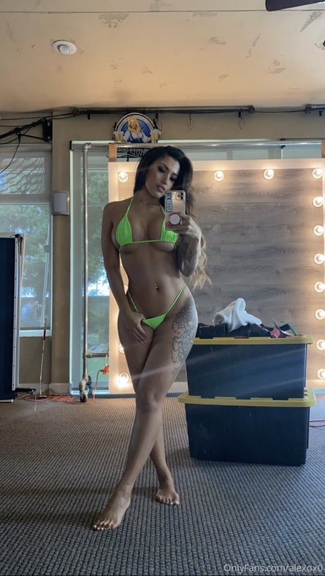 Alexox0 star sexy image