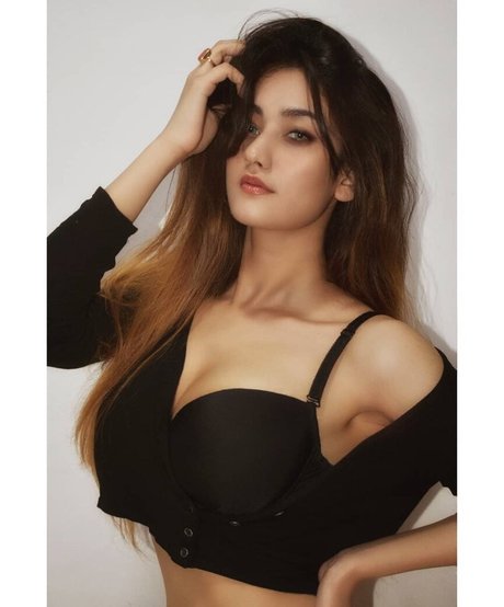 Nidhi Maheshwari art pornstar img